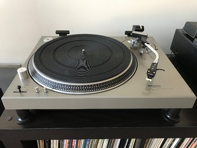 Technics_SL-1200_Original_1972.webp.jpg